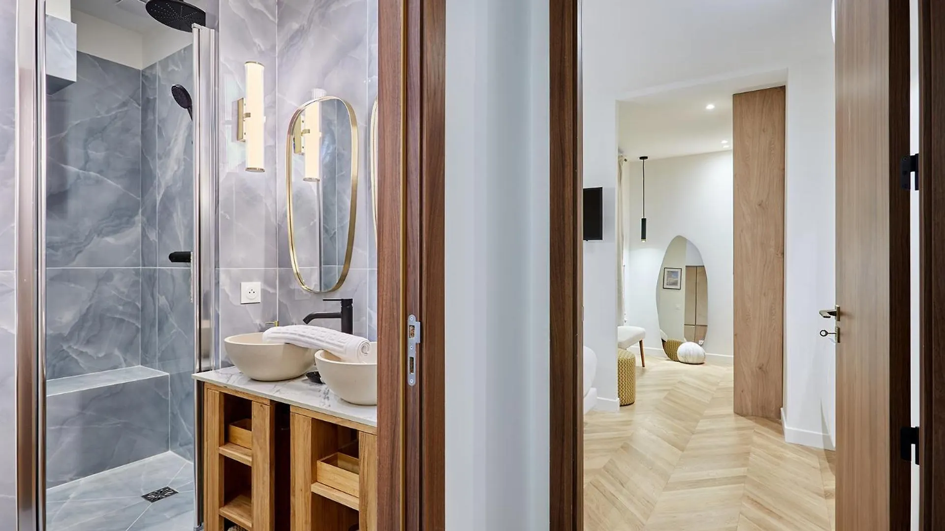 Superb Center Of By Prestige * Paris